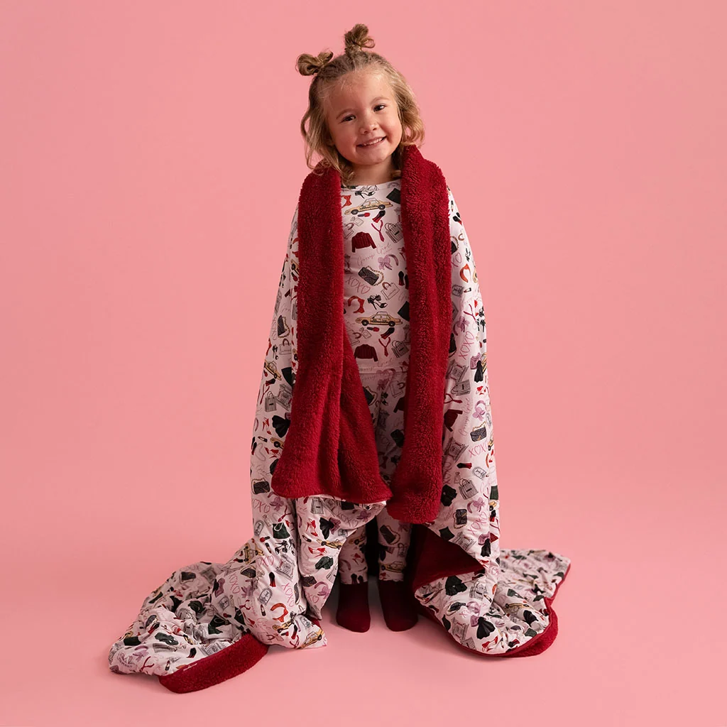 Gossip Girl Luxe Plush Patoo® Blanket