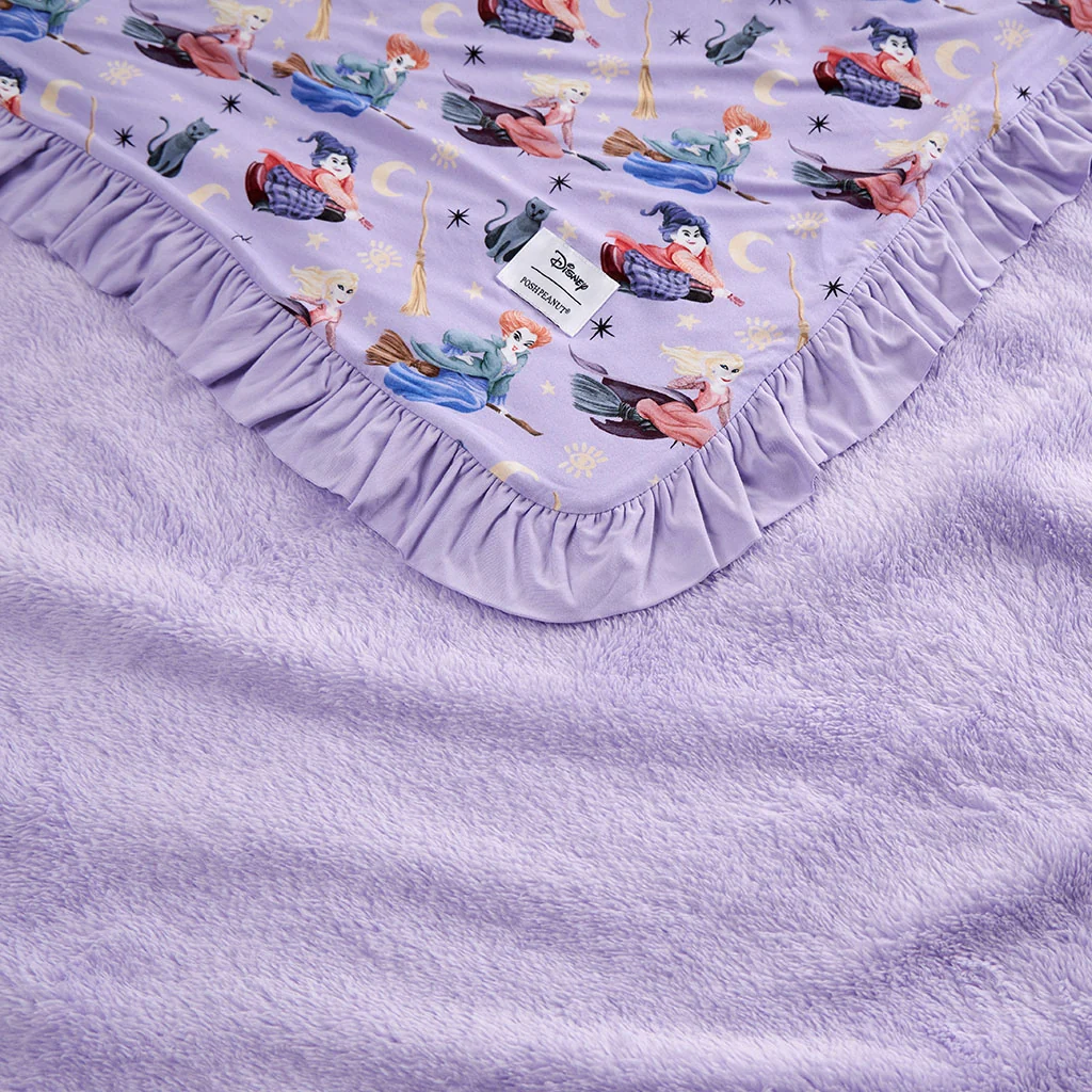 Disney Amok Amok Amok Ruffled Luxe Plush Patoo® Blanket