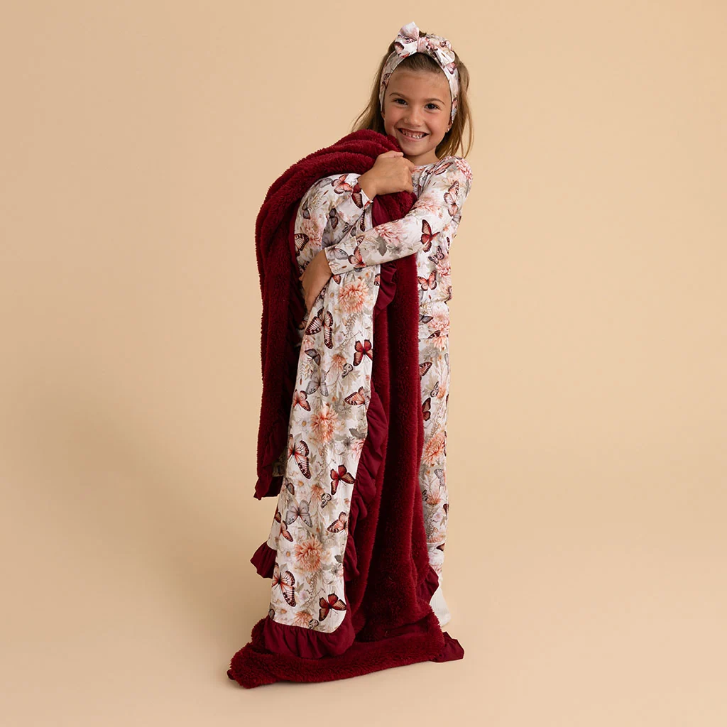 Leanne Ruffled Luxe Plush Patoo® Blanket