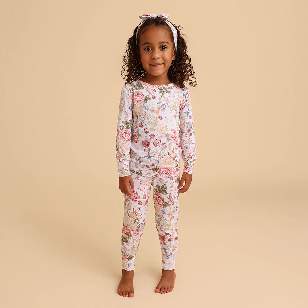 Kristiana Classic Pajama Set