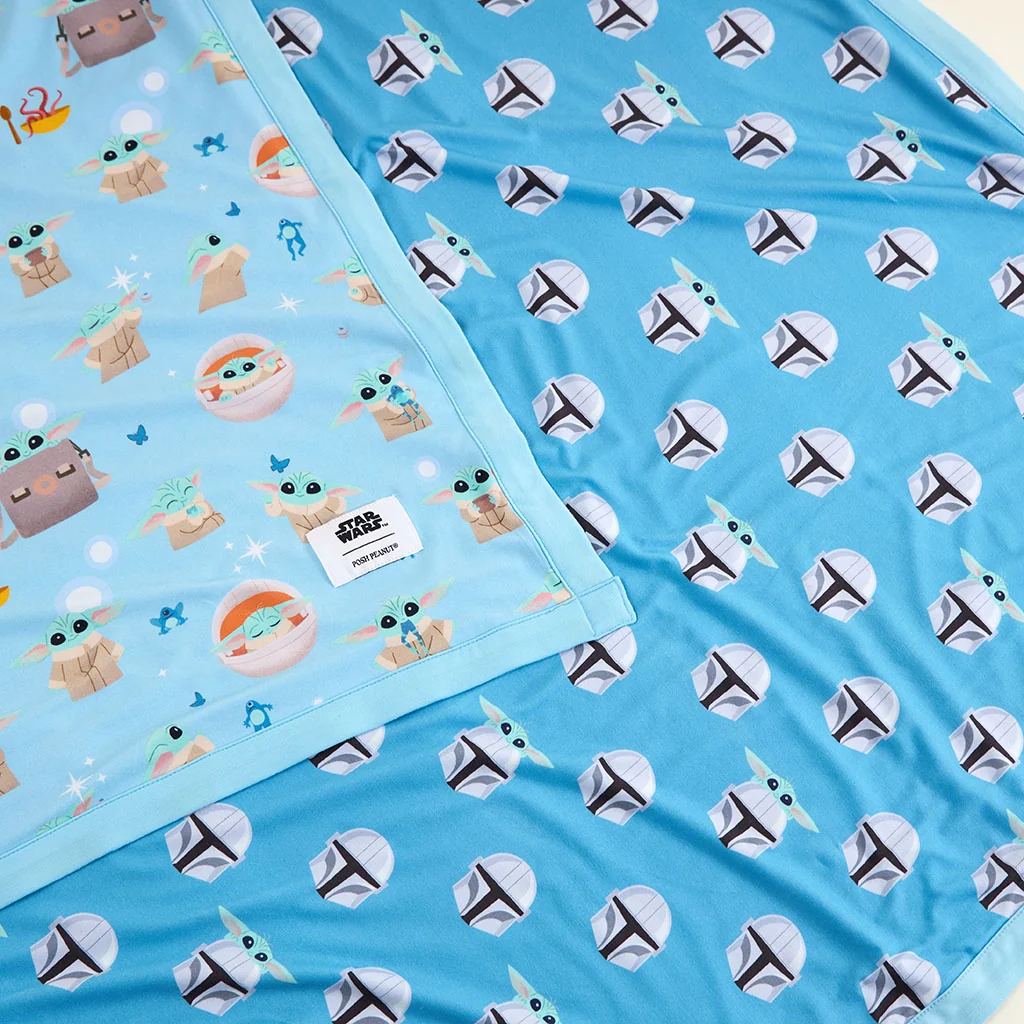 Star Wars™ Grogu & Mandalorian Luxette Patoo® Blanket